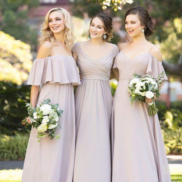 Mismatched Bridesmaid Dresses 101 | Colors, Shades & Fabrics