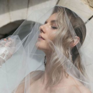 Will you be wearing a veil? 🤍
Image: unknown 

Here at the Melbourne Bridal Fashion Hub, we bring all the latest wedding trends and inspiration to you. This is the ultimate destination for the latest bridal fashion from the leading local & international designers and best bridal fashion suppliers. Follow our socials to stay up to date @melbournebridalfashionhub 
Visit www.melbournebridalfashionhub.com.au to find out more! 
#bridalexpo #bridal #bride #bridetobe #wedding #weddinginspiration #honeymoon #fashion #bridalfashion #melbourne #sydney #bridalexpo #luxurybridal #luxurywedding #luxe #florists #flowers #couture #hautecouture #luxeweddings #inspiration #bridesmaids #bridalparty #australianbridalservice